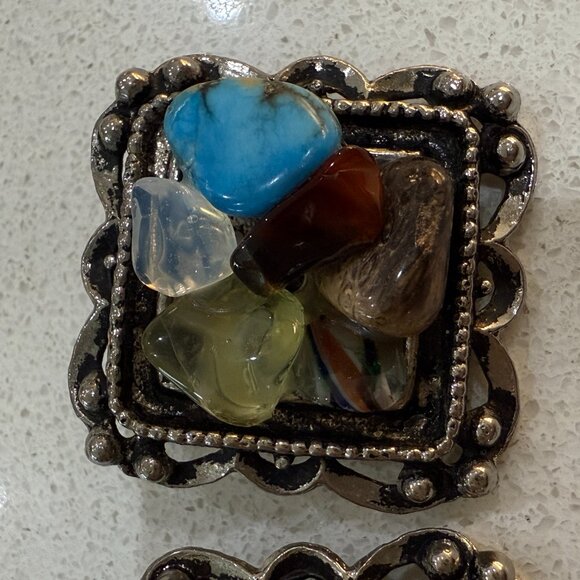 Artisan Glass Stone Clip On Earrings - Picture 5 of 8